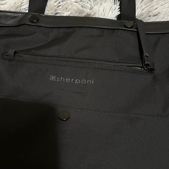 Sherpani tote - Picture 3 of 7